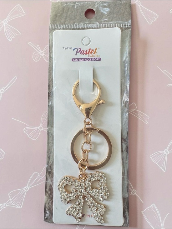 Accessories - Gold Crystal Bow Keychain